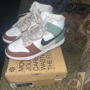 Nike dunks women